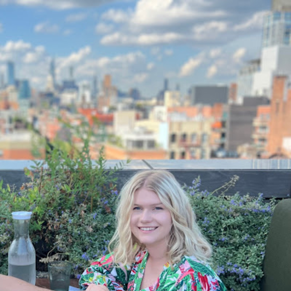 Meet your Posher, Lucia